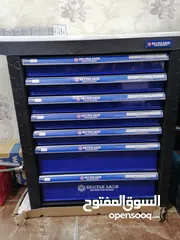  1 صندوق 7 ادراج حديد