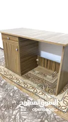  2 طاولة دراسة او طاولة لابتوب مكتبيه حجمها متوسط كويس