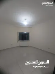  7 شقة فارغة للإيجار في حي النخيل طريق المطار