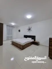  7 شقة 125م راقية في مسقط جراند مول