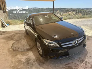  1 مرسيدس C200 2019 بحالة ممتازة
