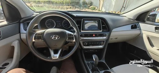  2 HYUNDAI SONATA SE 2018 USA SPECS GOOD CONDITION V 4