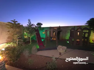  12 شاليه ومزرعه للايجار
