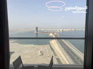  5 ستديو للايجار مطل على البحر يوجد بلكونه شامل ewa في مبنى جديد