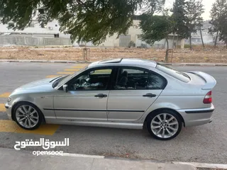  3 BMW E46 2004