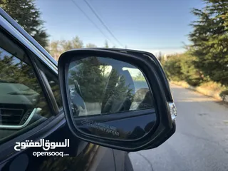  37 TOYOTA RAV4 HYBRID 2021 XLE