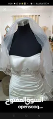  1 wedding dress