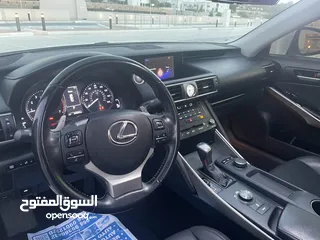  17 Lexus IS 300 2018 لكزس اي اس نظيفة جداً