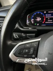  16 Volkswagen t-cross