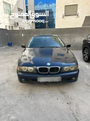  2 BMW 5201 موديل 2002
