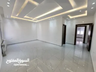  2 شقة فارغة للبيع في خلدا - ref: 14593