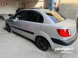  4 كيا برايد 2008