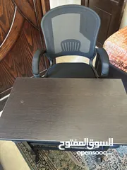  4 كرسي مكتب دوار مع طاولة صغيرة