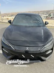  6 BYD SONG L 2023 مستعمل بحالة الوكالة فحص كامل داخليه مميزه باللون الجملي