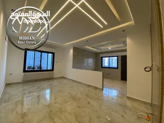  3 شقق طوابق مختلفة جديدة للبيع الشميساني مساحات 160م & 250م مع تراسات و حدائق بأسعار مميزة