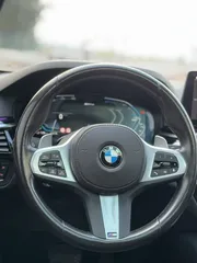  11 BMW 530e M