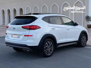  7 HYUNDAI TUCSON 2.4