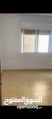 4 شقة فارغة للايجار في المدينه الرياضيه 3 نوم 320