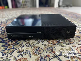  5 للبيع Xbox one مع تنين كنترولر