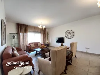  8 شقة مفروشة للإيجار 200م2 ( Property 19446 )-174847803