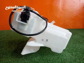  5 مطرة ماء لمساحات تويوتا بريوس 2016-2022  اصلية مستعمله ياباني بحالة ممتازه  Toyota Prius 2016/2022