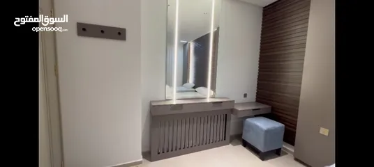  18 شقة مفروشة للإيجار ( Property 42808 )-174904681