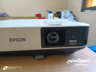  2 Epson EB-2155W Projector