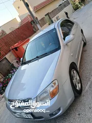 4 كيا سيراتو 2007