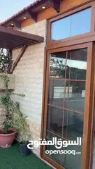  30 لمن يرغب بالسكن أو الاستثمار شقة مع روف فاخرة تشطيب ديلوكس في اجمل مناطق الجبيهة للبيع بسعر مميز