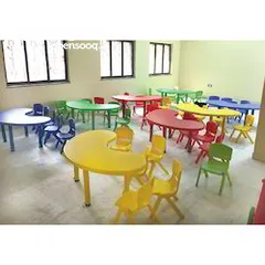  1 طاولات على شكل الكلية او الهلال. خصم خاص للكميات