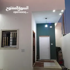  4 منزل للبيع في عين زاره