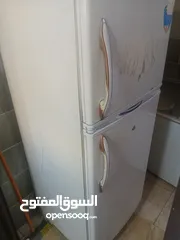  3 عده مطعم كامله