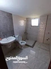  9 شقة طابق ثاني للإيجار