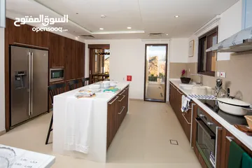  13 احصل على إقامة وتملك حر في خليج مسقط    Get Residency and Freehold Ownership in Muscat Pay
