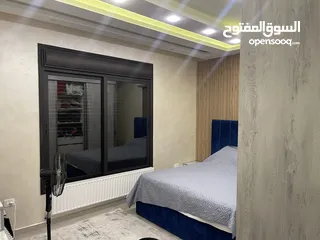  27 شقه في البنيات للبيع