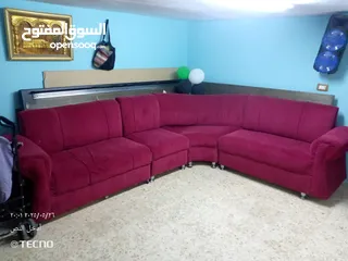  2 وغرفه نوم مجوز ما فيهاش اي خدش للبيع مستخدمه شهر والكنبايات معاها والخزانه غرفه نوم كامله مش ناقصها