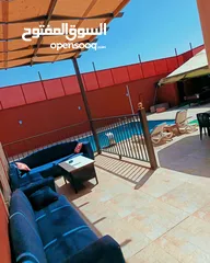  10 شاليه السيف للإيجار اليومي – عمّان / قعفور – مسبح خاص وجلسات راقية