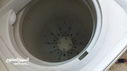  3 غساله نص اتوماتيك شغاله نظيفه ميه بلميه