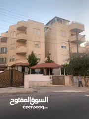  4 شقة للإيجار بالشميساني