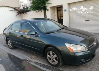  4 Honda Accord 2005 well maintained 2.4 L