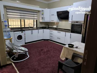  9 شقة جميلة جدا وذات موقع حيوي