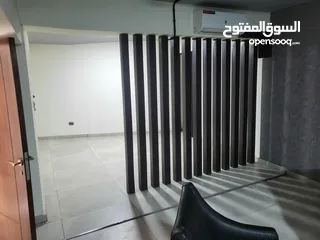  10 مكتب جاهز ومؤثث