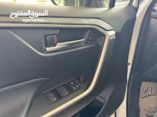  8 Toyota Rav4 2023 XLE Premium