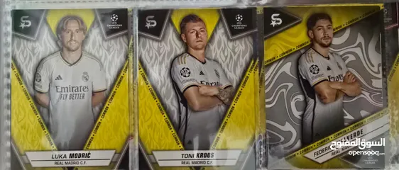  17 كروت كرة قدم panini and topps