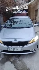  11 سيارة KIA K3 2017 بحالة ممتازة للبيع 1600 cc لون رمادي