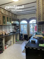  14 بيت مستقل للبيع