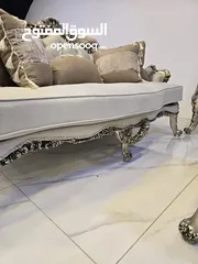  9 نيو كلاسيك