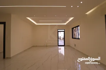  5 شقق فاخرة للبيع في الكرسي