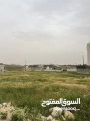  3 ارض مساحة 500 متر بالقرب من شارع المطار ومدارس الجاليات الدوليه حوض ابو العساكر بجانب حوض بلعاس