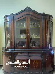  1 بوفيه للصمديات والزجاج خشب ممتاز سعر مغري